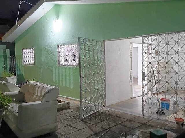 Casa para Locação em João Pessoa - 2